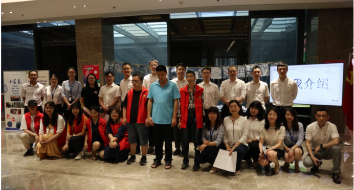 扶殘助殘·有你有我——川發(fā)資管第二黨支部聯合成都市青羊區(qū)春泥社會服務中心開展“我為群眾辦實事”主題黨日活動