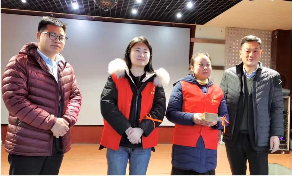 愛心助殘，攜手同行——川發(fā)資管參加小藍(lán)袋-殘疾人輔助就業(yè)項(xiàng)目藍(lán)色收益活動(dòng)